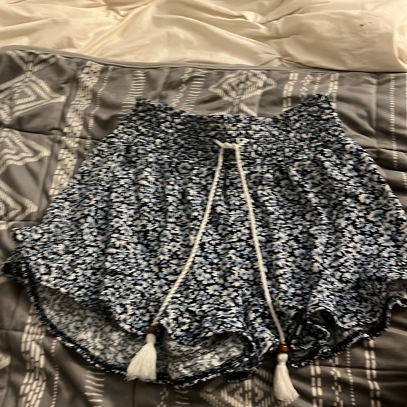 Blue flower skorts - Picture 1 of 3